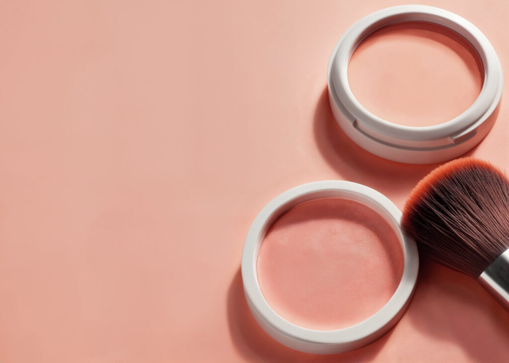 cosmetic-product-with-color-year-tones-3d-packaging